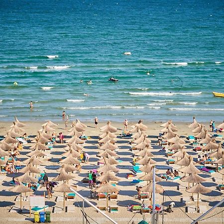 Orizont Sea View Apartment- Spa N Pools Beach Resort Mamaia Exterior photo